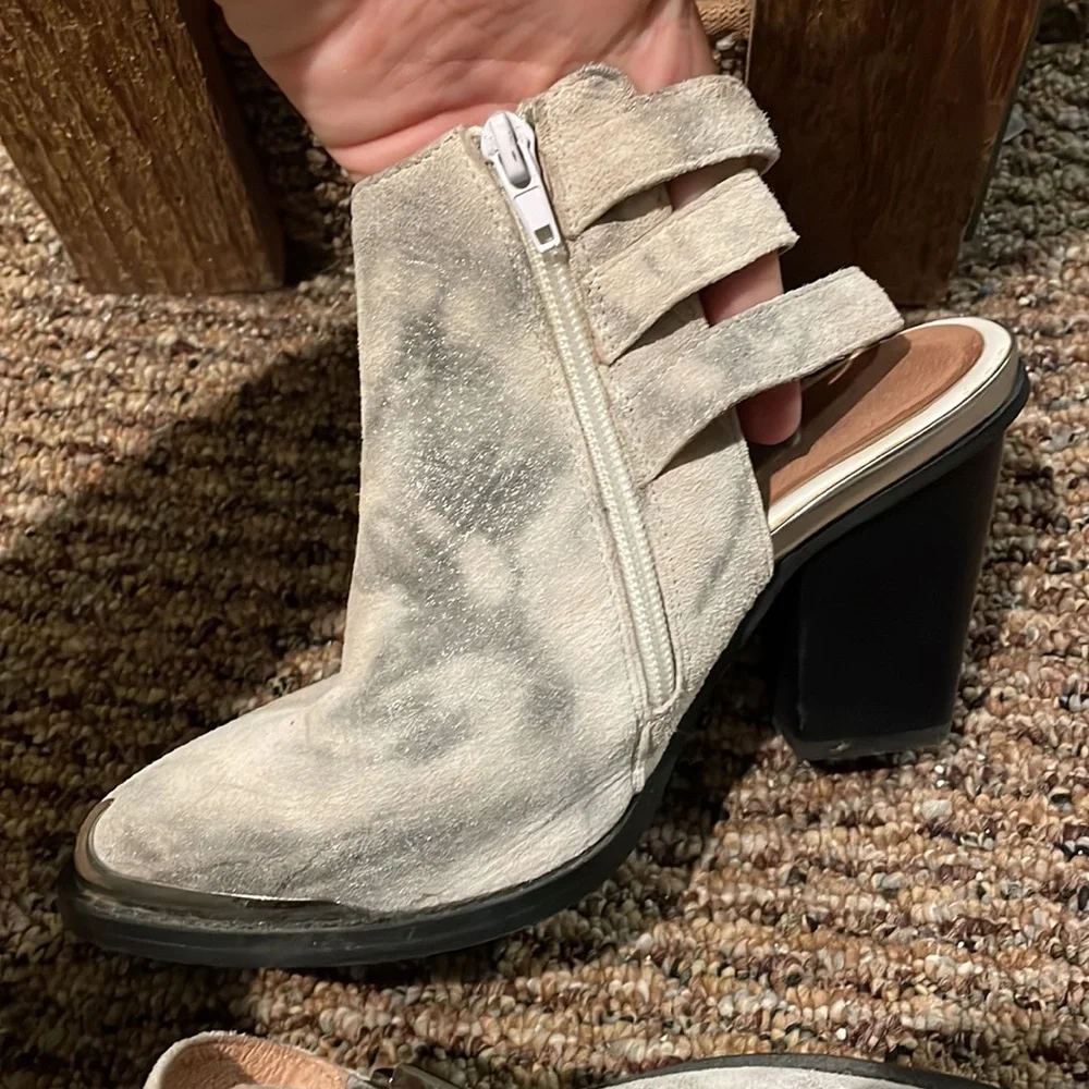 Jeffrey Campbell white and grey buckle booties